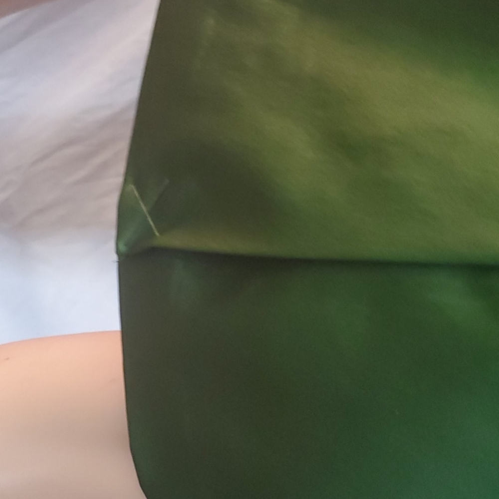 Green Dress - Picture 4 of 6